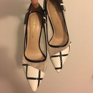 Shoe Republic LA Pumps